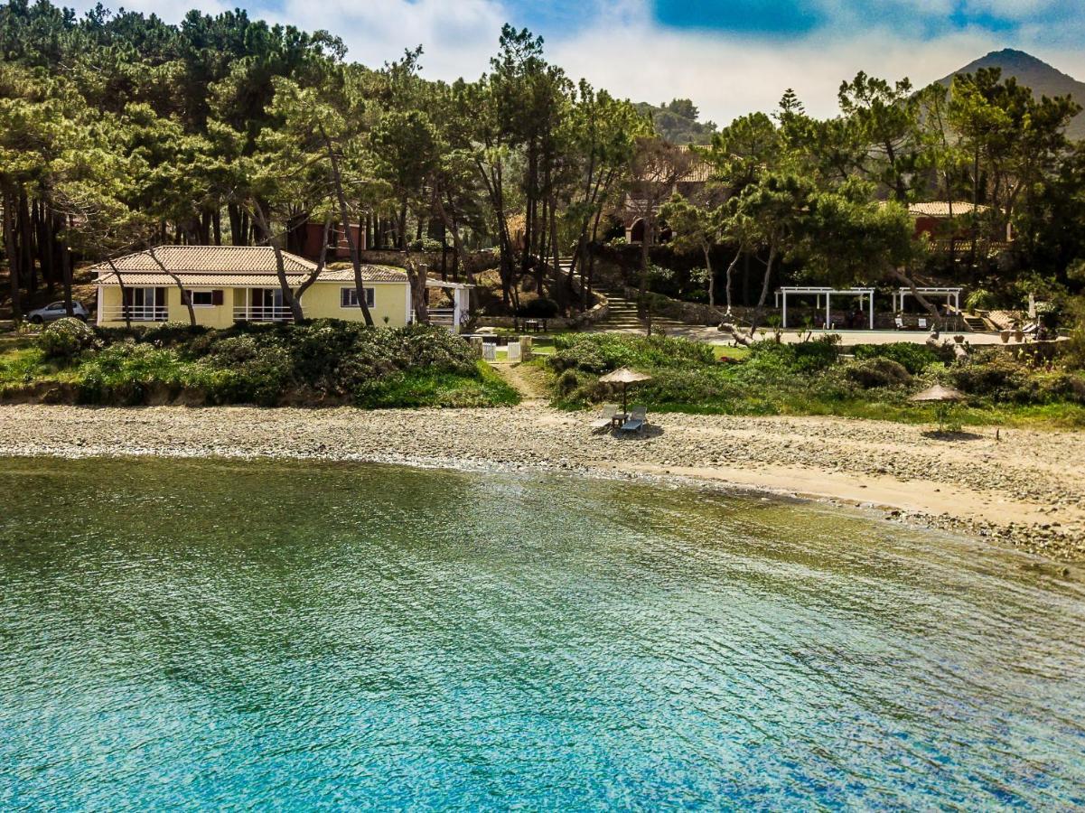 Azzuro Beach House - On The Beach & Private Pool, By Zantewize Vasilikos Exterior foto